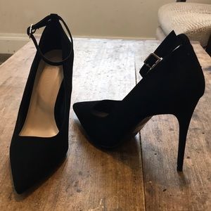 Black Pointed Toe Stilettos
